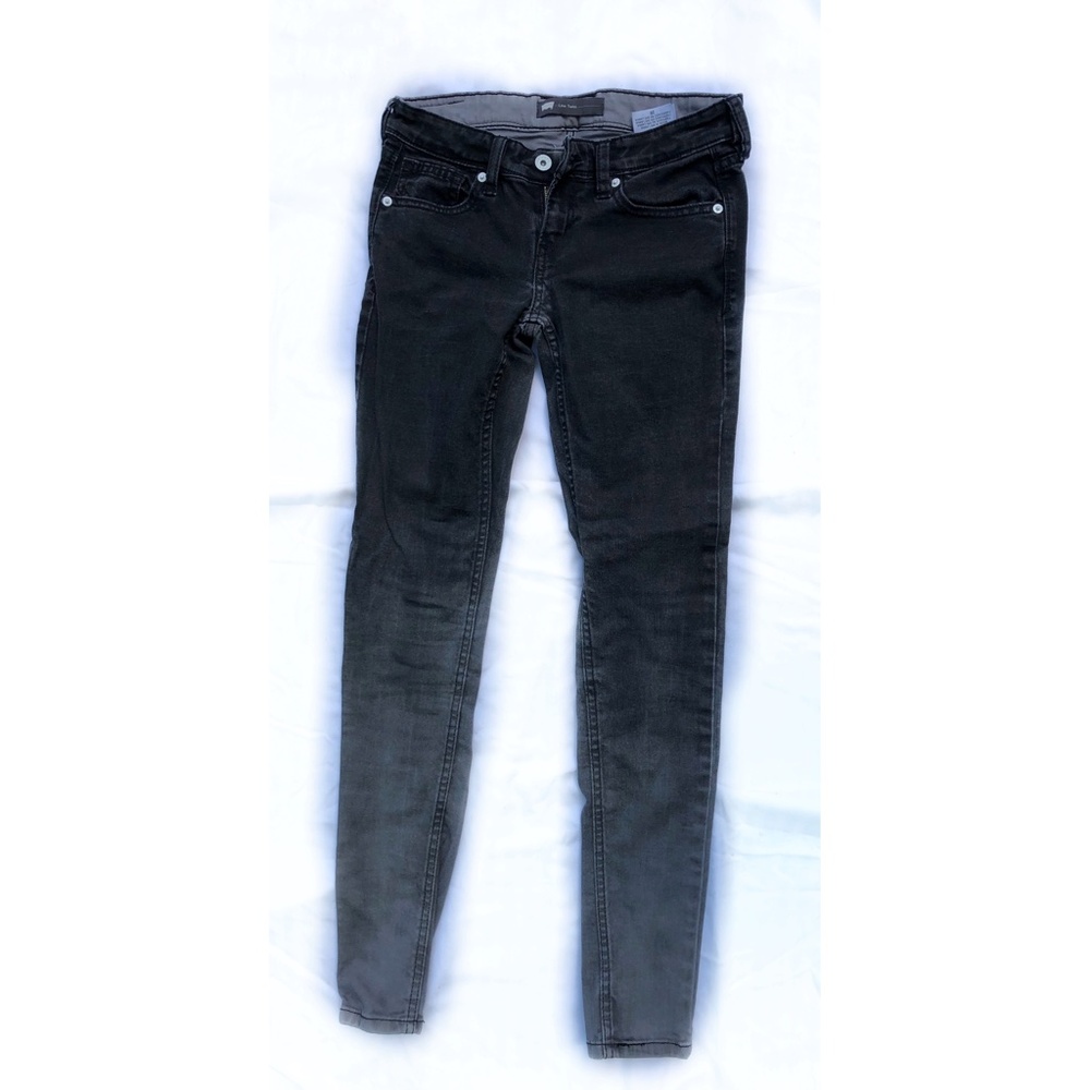 Levi's Faded Black Ombre Low Twist Skinny Jean